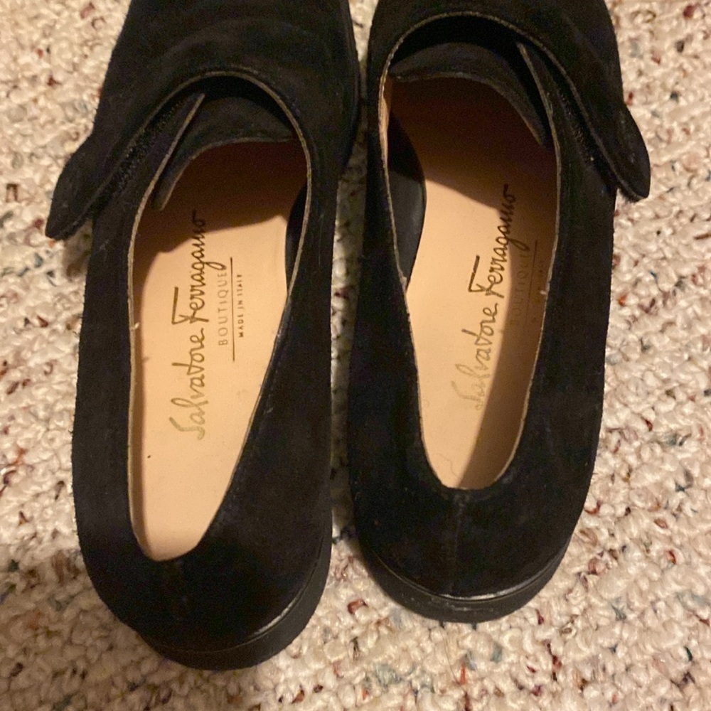 Salvatore  Ferragamo Black Suede Slip on Velcro closure  8.5AAA PERFECT - Picture 3 of 5